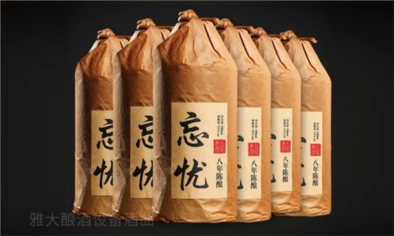 「酒廠釀酒設(shè)備」除光瓶外 這幾種常見(jiàn)的白酒包裝也要知道！4