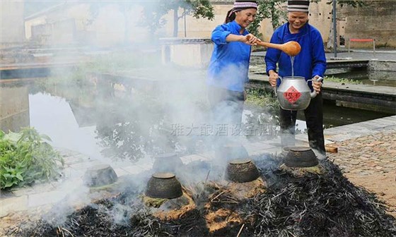 小型酒廠設(shè)備做客家米酒(非遺)生意火爆 為何還要做白酒？-05