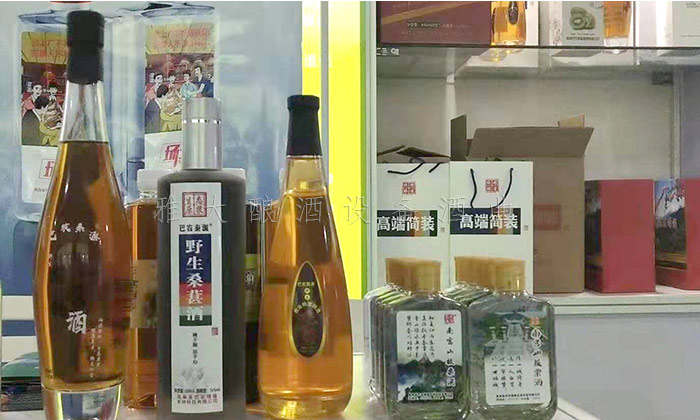 80后夫婦用制酒設備走古法釀酒之路，將小生意做成大事業(yè)！3